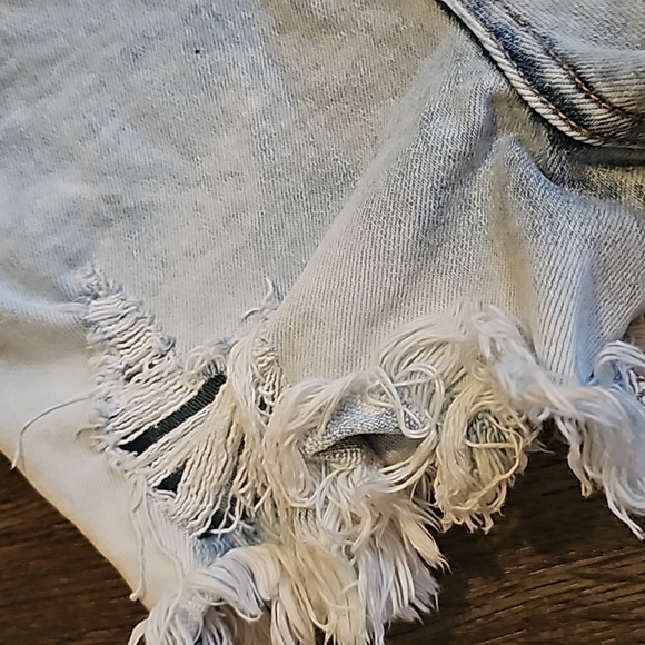 Altered state Women's jean shorts size S - Picture 3 of 4